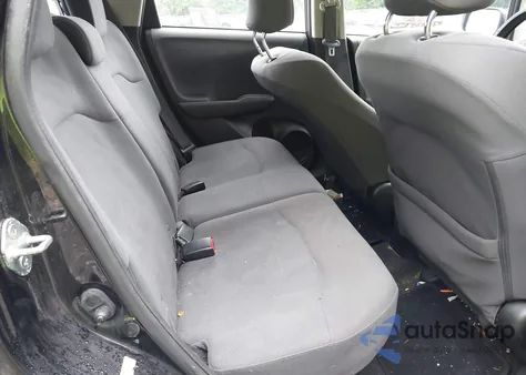 2013 Honda Fit z USA, uszkodzony, nr VIN JHMGE8H39DC052078